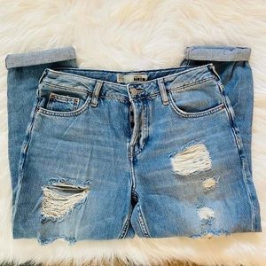 TOPSHOP distressed high waist boyfriend crop buttonfly denim jeans